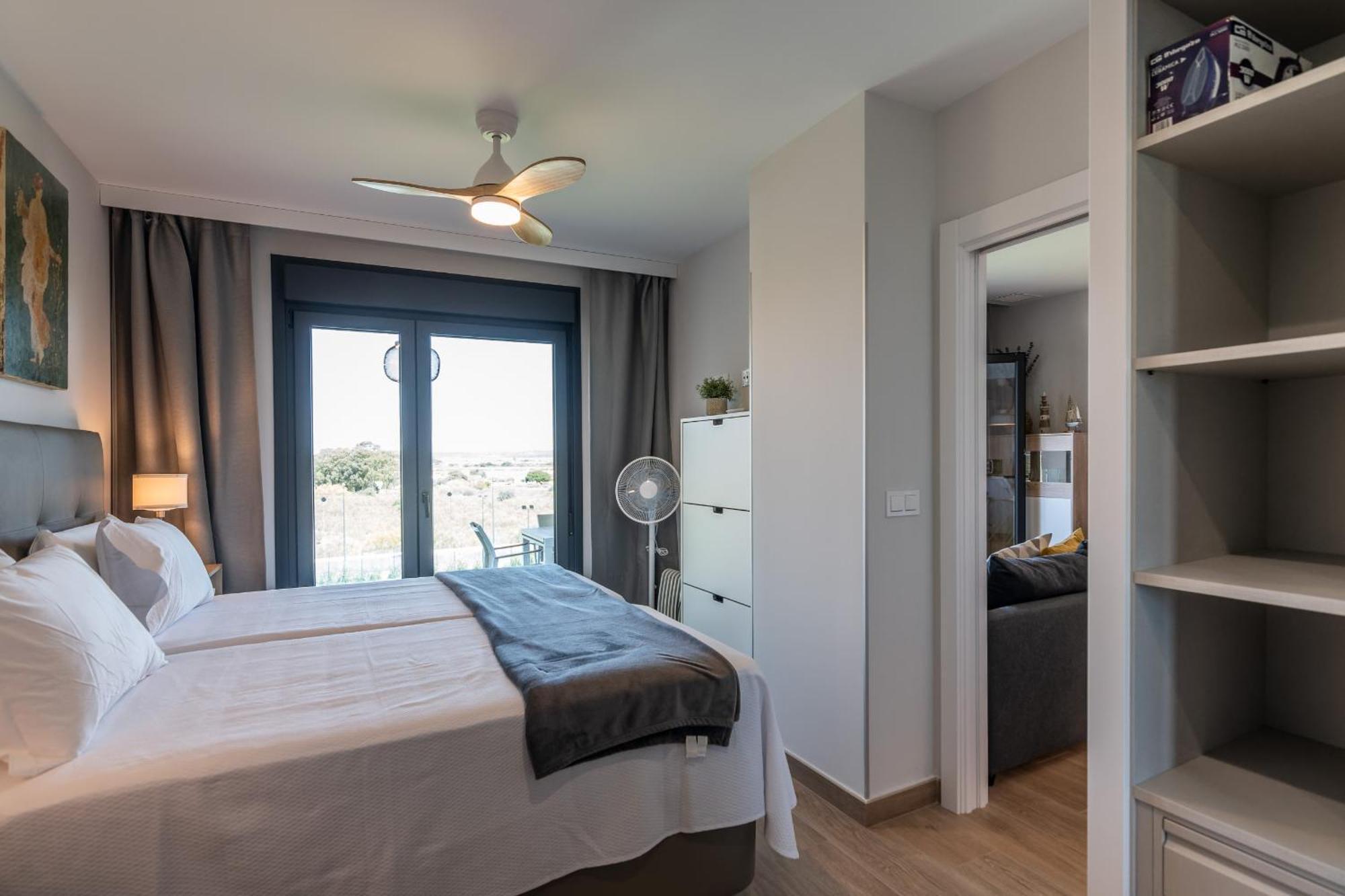 Los Flamencos Luxury By H Isla Canela Room photo